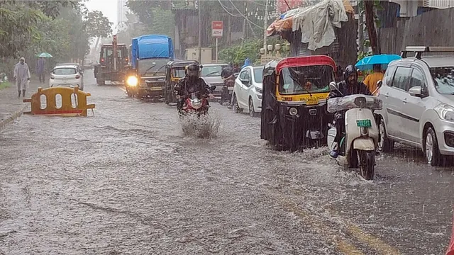 weather-update-very-heavy-rain-in-gujarat-and-rajasthan-today-delhi-ncr-to-see-showers-until-july-31-check-forecast